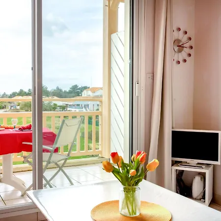 L'oree Du Golf-2 By Interhome * Pornic