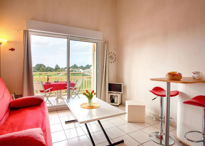 L'oree Du Golf-2 By Interhome Pornic