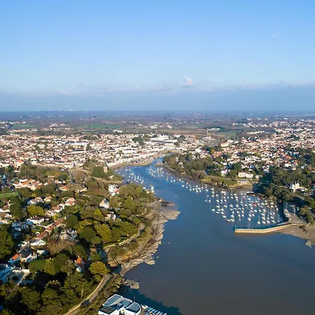 L'oree Du Golf-2 By Interhome *