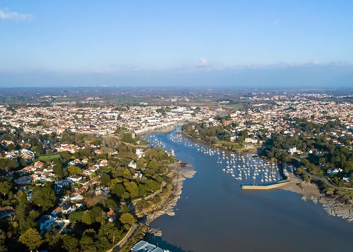 L'oree Du Golf-2 By Interhome *